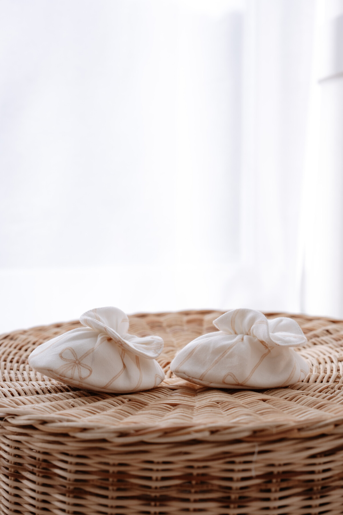 Picture of Bebek Patiği - Kurdele / Bej