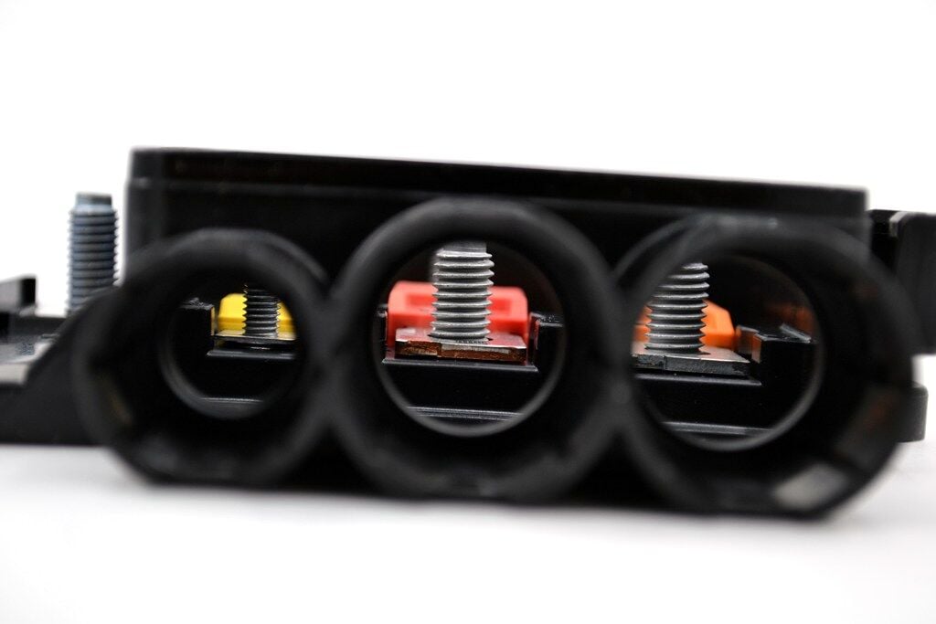 Picture of Midival Megaval CAL Oto Sigorta Kutusu Şaseli Dağıtıcı Akü