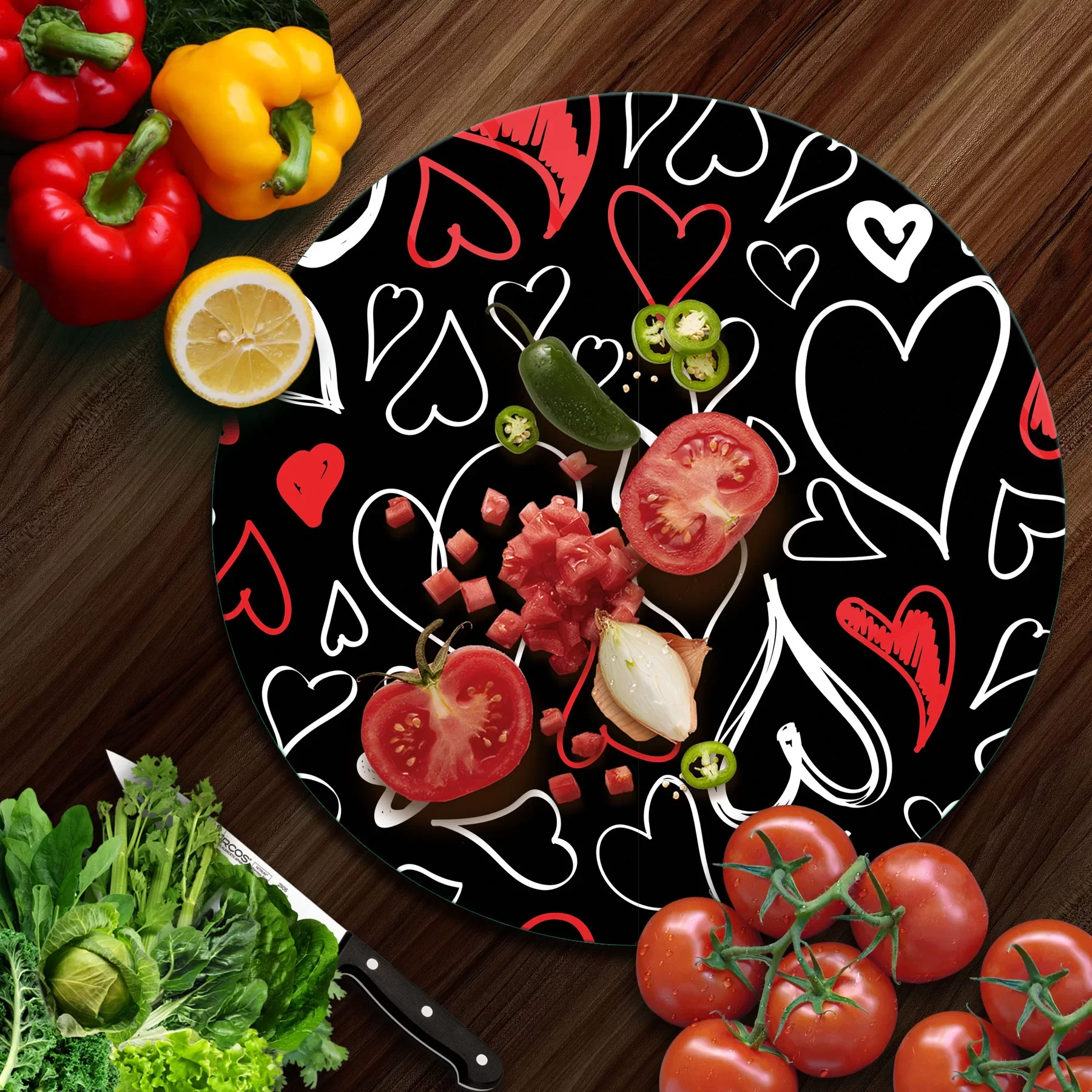 Picture of Decovetro Cam Kesme Tahtası ve Sunumluk Yuvarlak Siyah Kalp Desenli 30x30 Cm