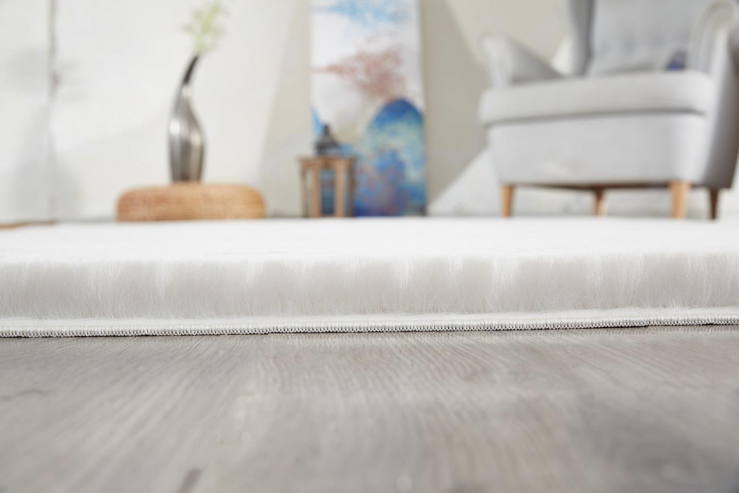 Picture of Jassrug Tavşan Tüyü Kürk Halı 120x180 Bej