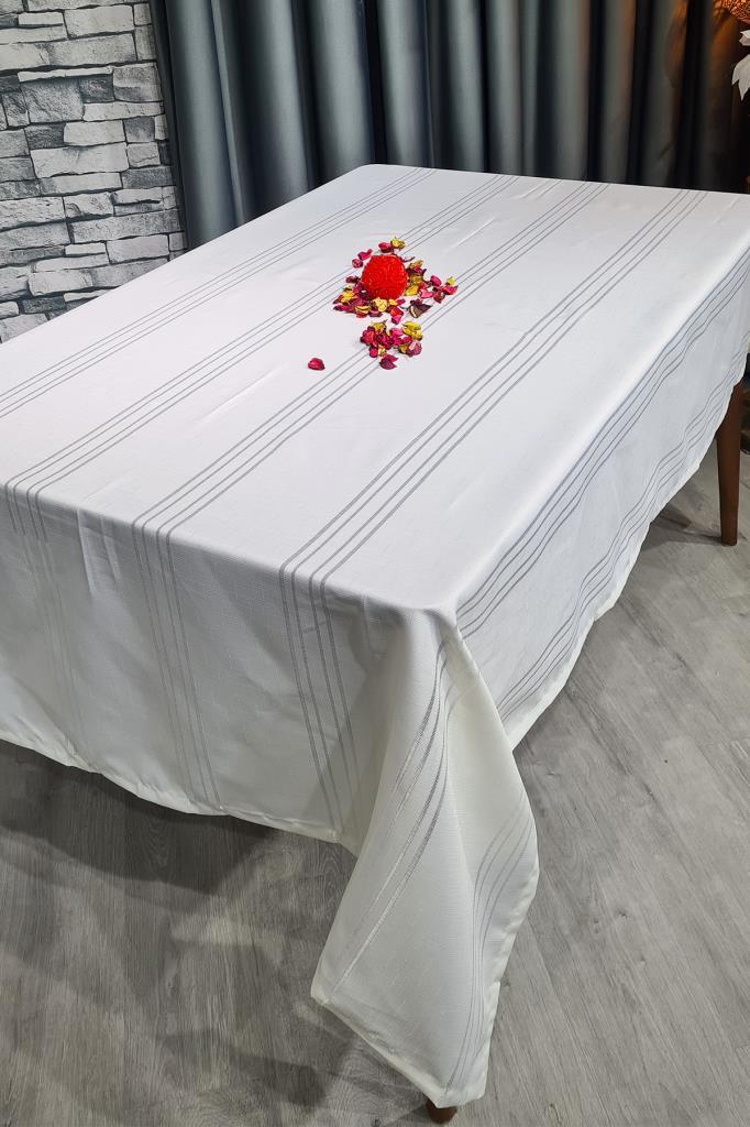 Picture of Corvver Dertsiz Masa Örtüsü 155x220 Krem