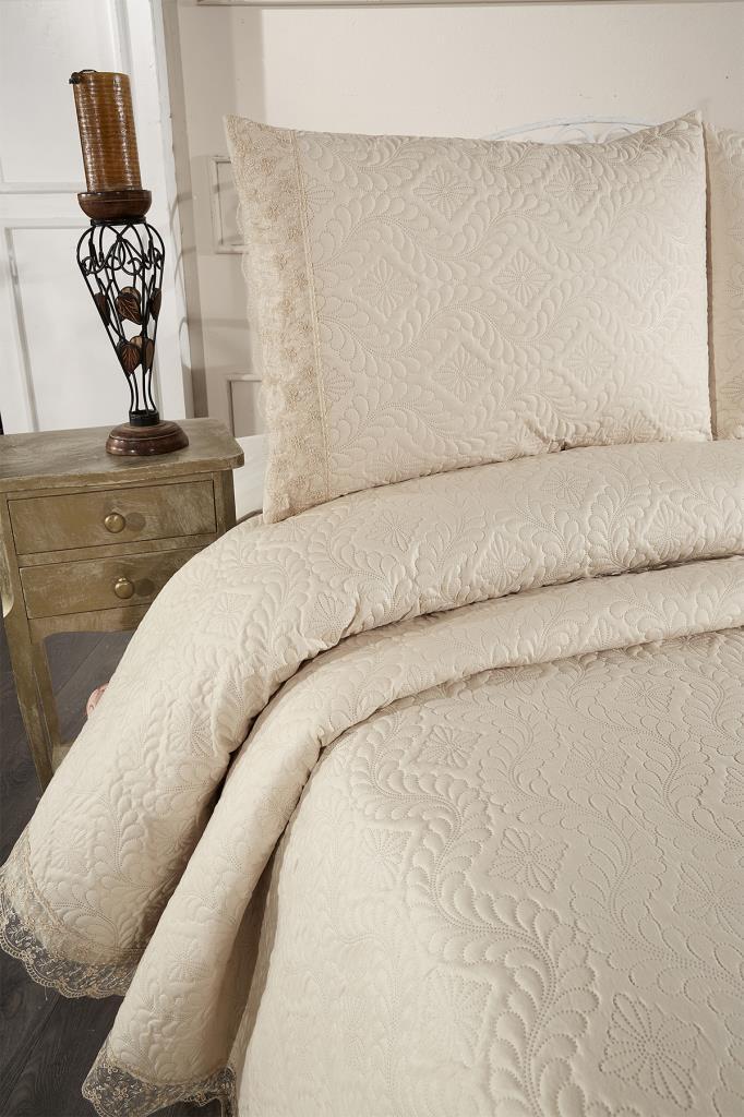 Picture of Zoya Dantelli Kapitoneli Ultrasonik Çift Kişilik Yatak Örtüsü Bej