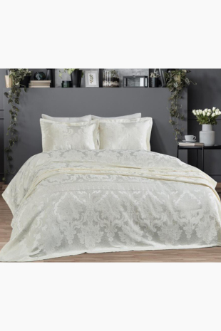 Picture of Dantela Armada Jakarlı Şönil Çift Kişilik Yatak Örtüsü Krem