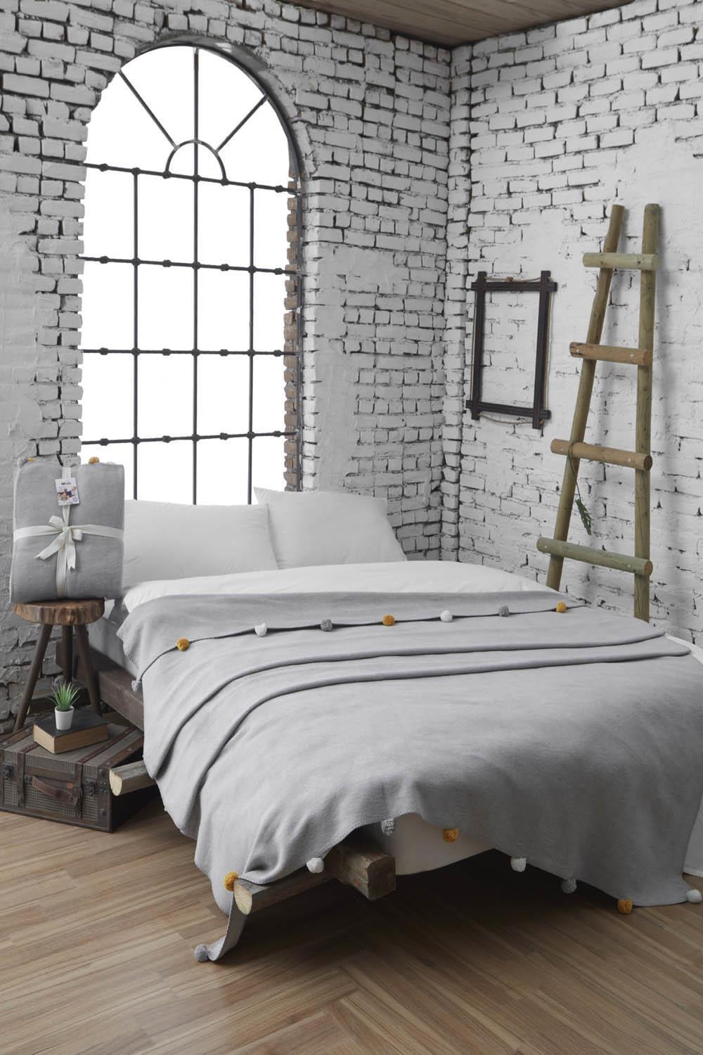 Picture of Dolce Bonita Home Çift Kişilik Ponponlu Pike Battaniye 200x220 Gri