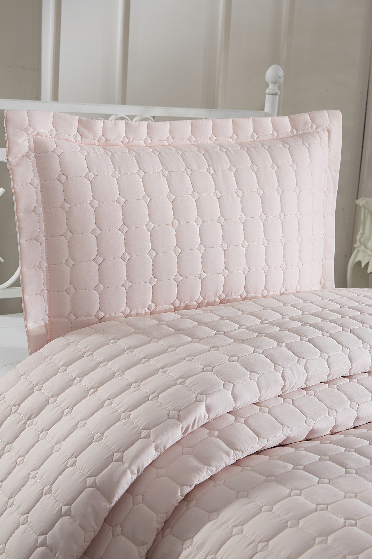 Picture of Estiva Tek Kişilik Yatak Örtüsü Pudra