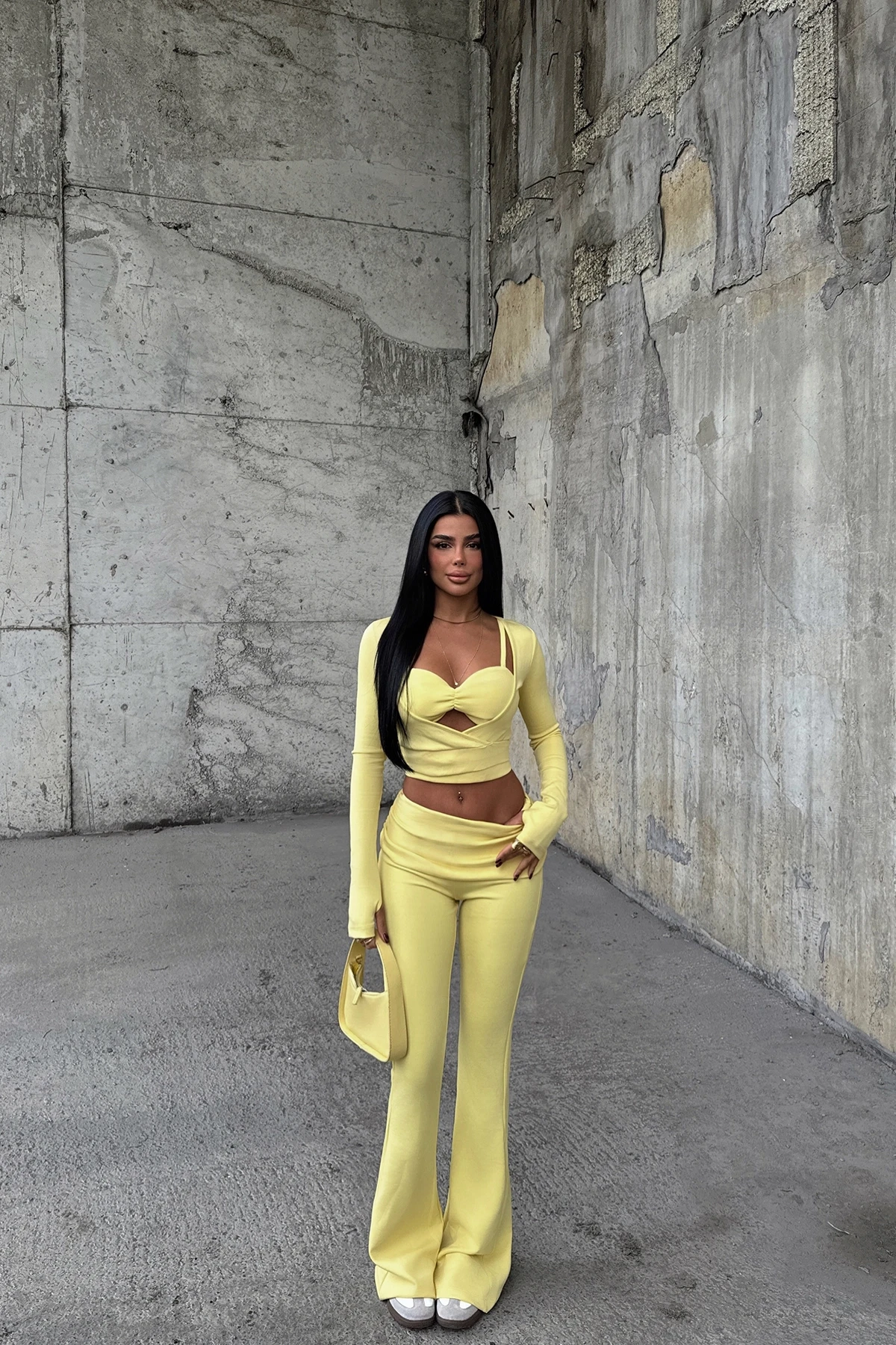 Picture of Yellow Trouser Suit