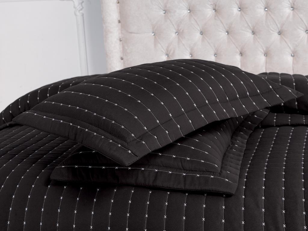 Picture of Dublin Çift Kişilik Kapitoneli Yatak Örtüsü Siyah