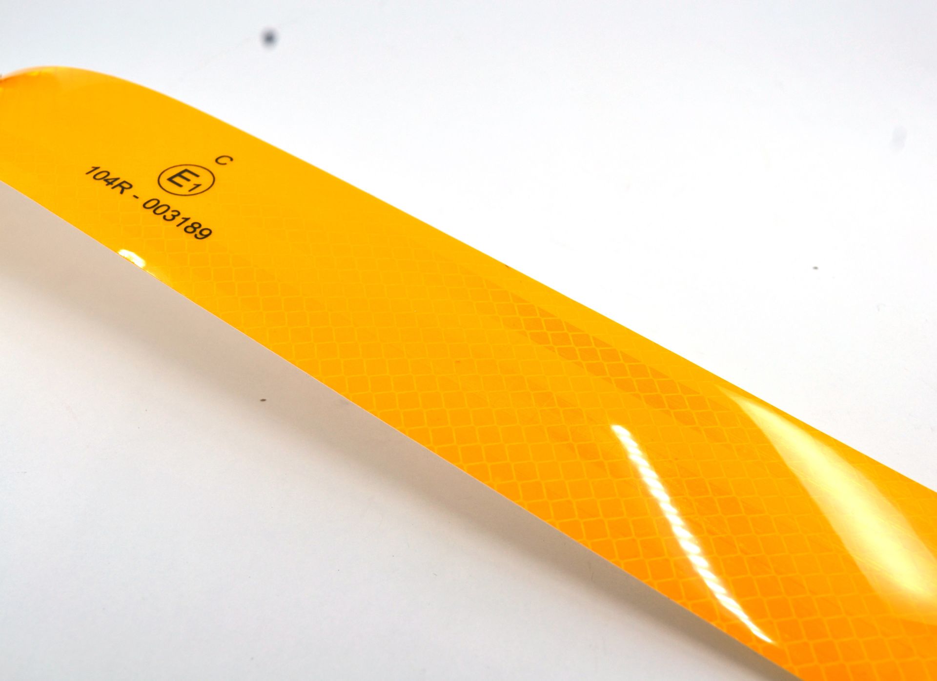 Picture of 45 Metre Sarı Reflektif Şerit Bant Etiket Tır Kamyon Dorse