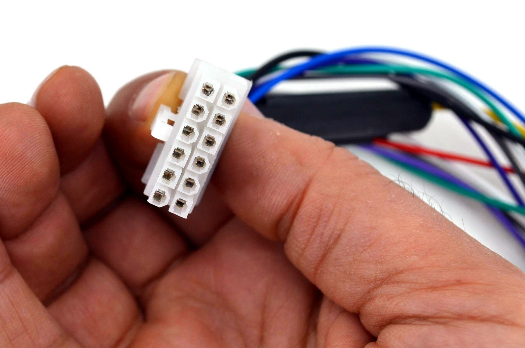 Picture of Dişi Iso Soket Konvertör Oto Teyp Değiştirme Kablosu