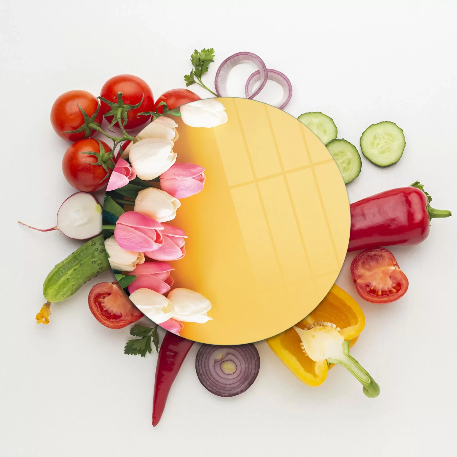 Picture of Decovetro Cam Kesme Tahtası ve Sunumluk Yuvarlak Sarı Lale Desenli 30x30 Cm