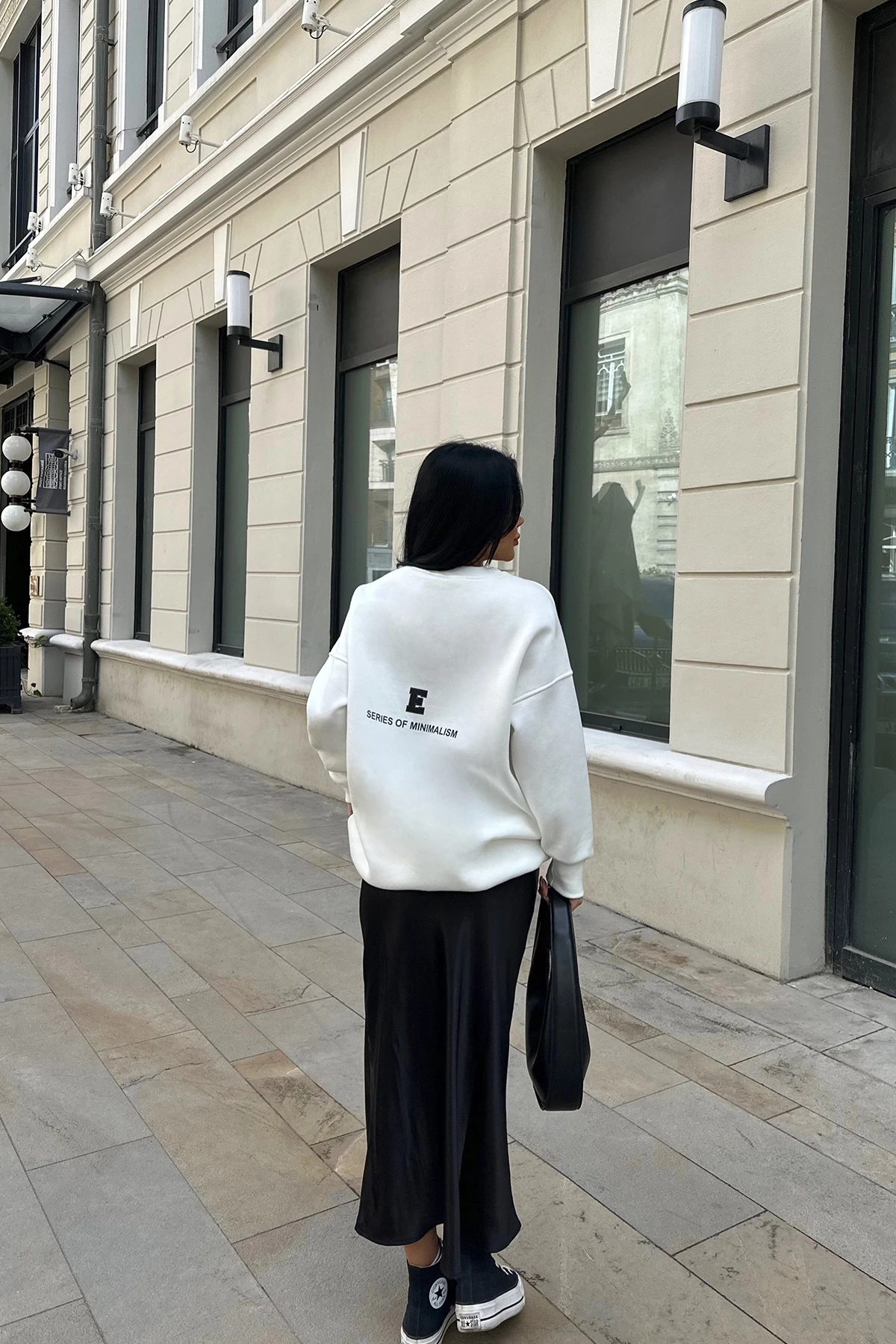 Picture of White Oversize Back Printed Sweat