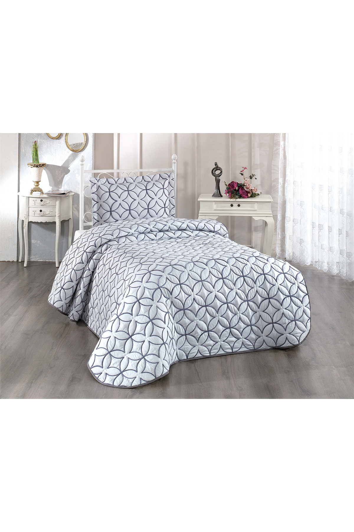 Picture of Parolin Tek Kişilik Kapitoneli Yatak Örtüsü Gri