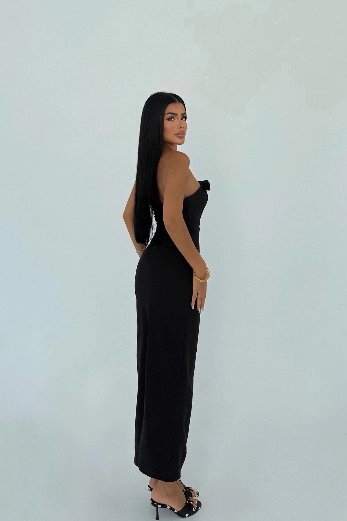 Picture of Black Strapless Midi Dress