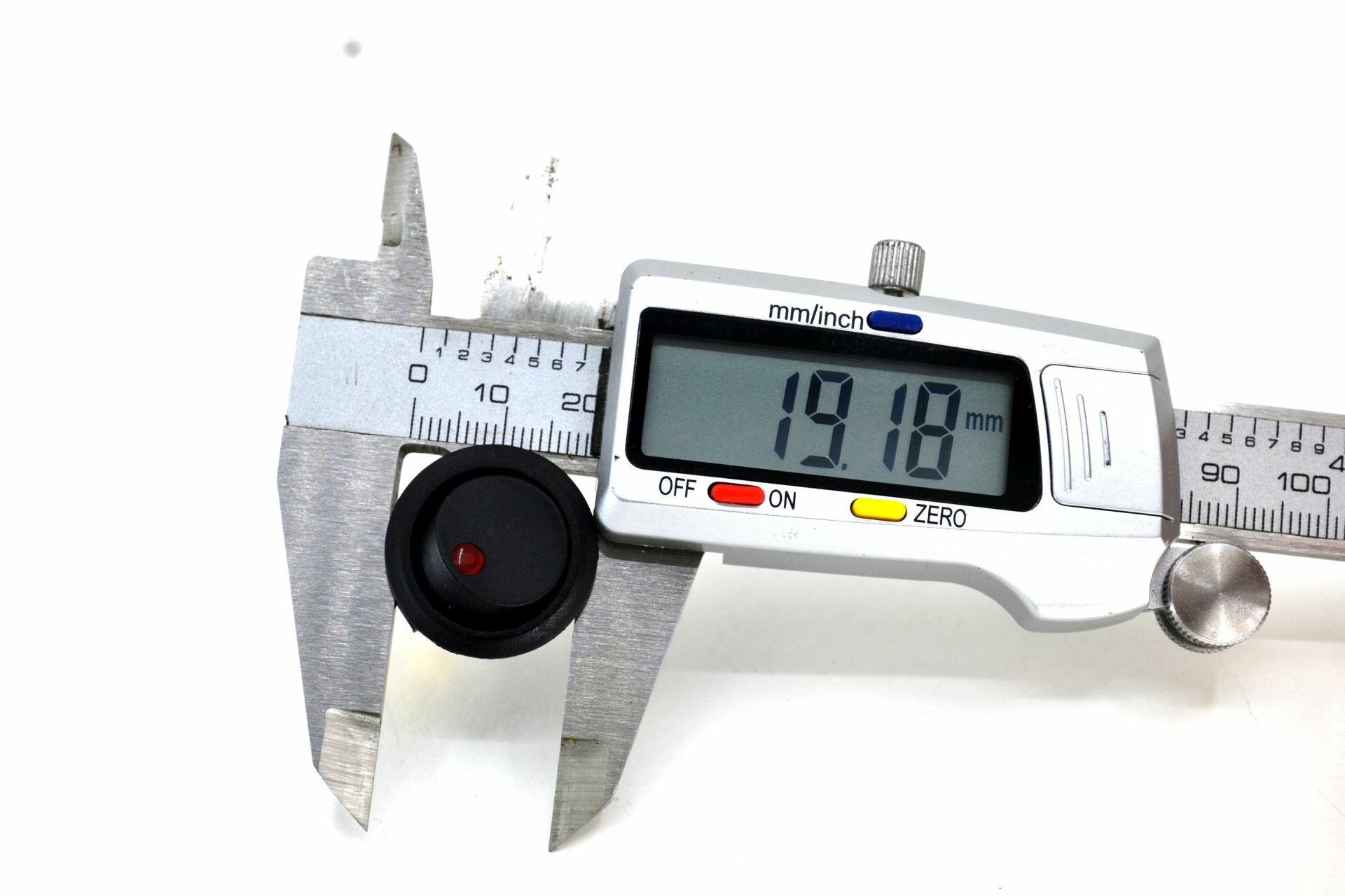 Picture of Yuvarlak Kırmızı Ledli Elektrik Anahtarı 1-0 Işıklı Rocker 12V