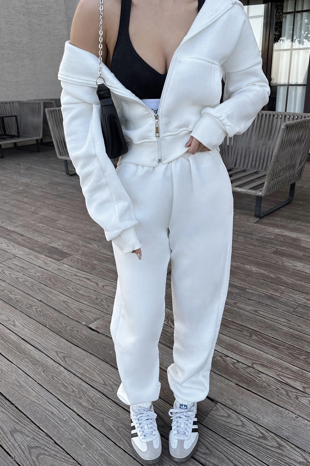 Picture of White Zipper Detail Trousers Set