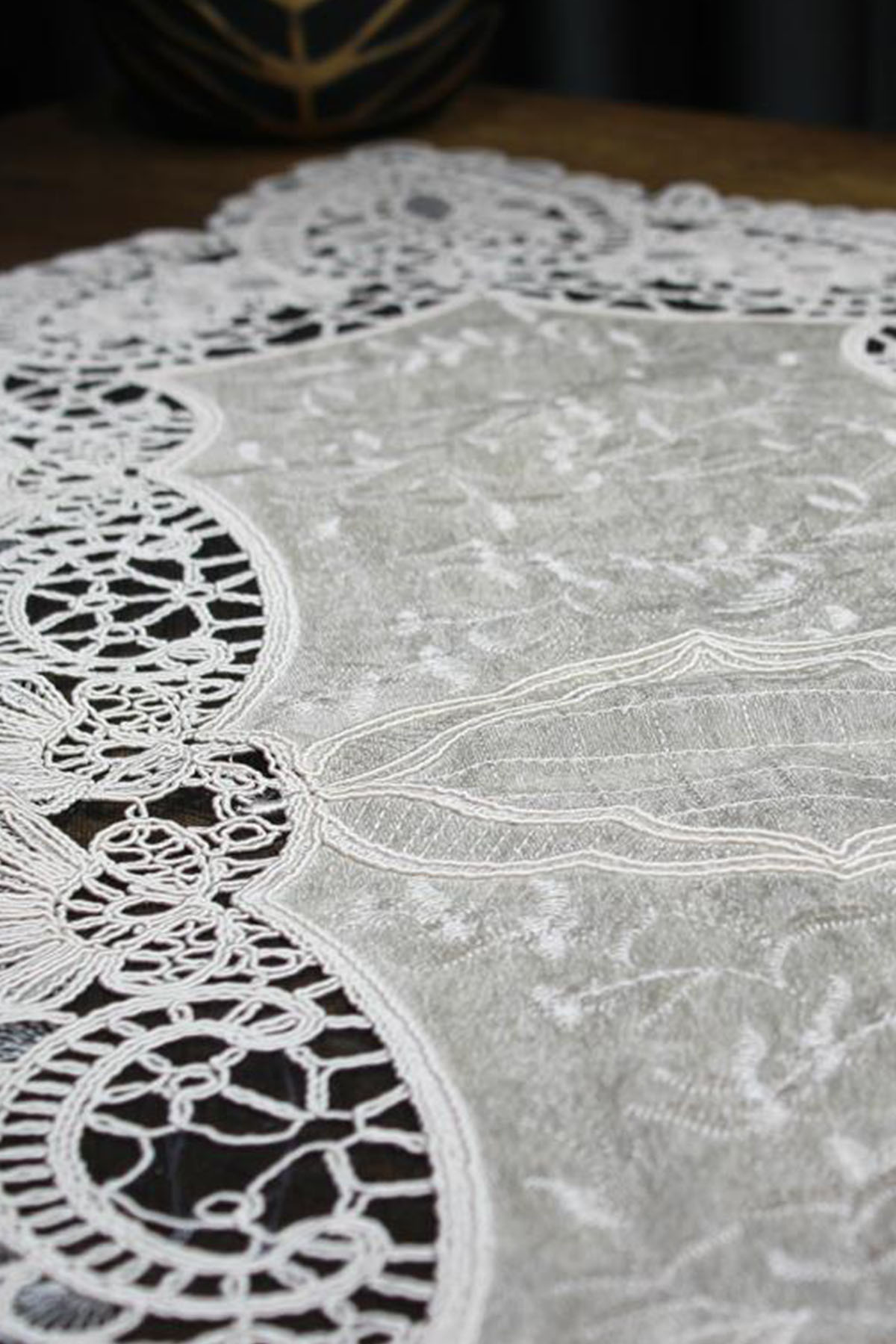 Picture of Suman Kordone Lüx Kadife Nakışlı 5 Parça Salon Takımı Siyah Cappucino