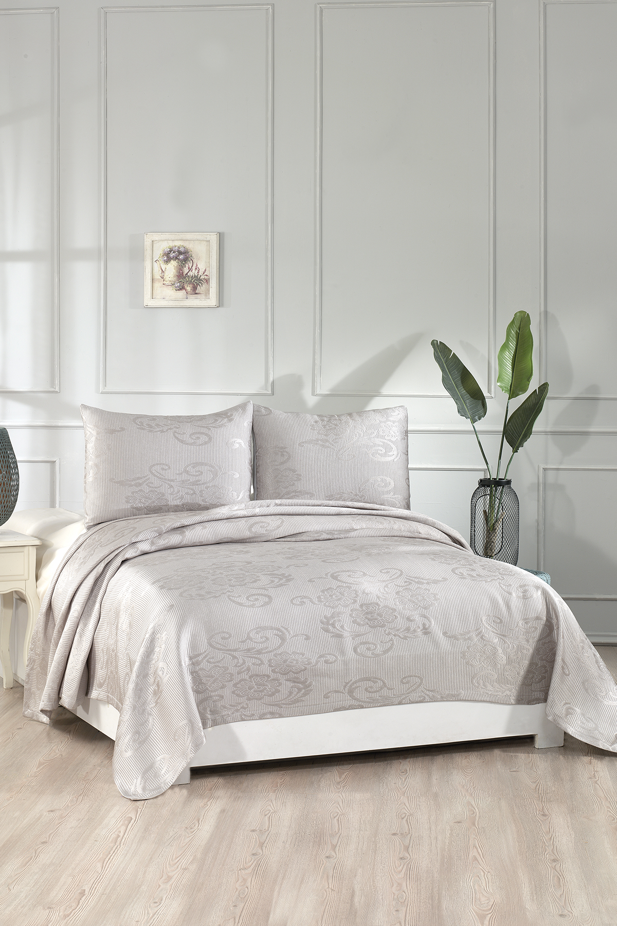 Picture of Çeyiz Diyarı Lale Çift Kişilik Yatak Örtüsü Gri