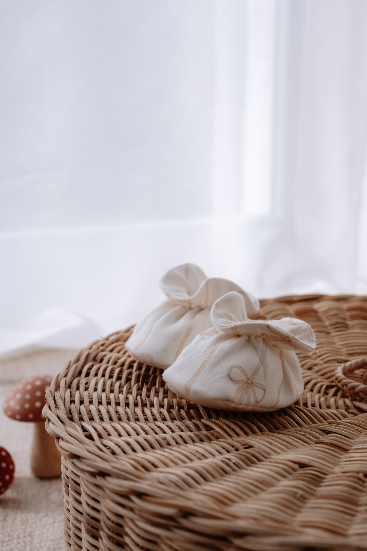 Picture of Bebek Patiği - Kurdele / Bej