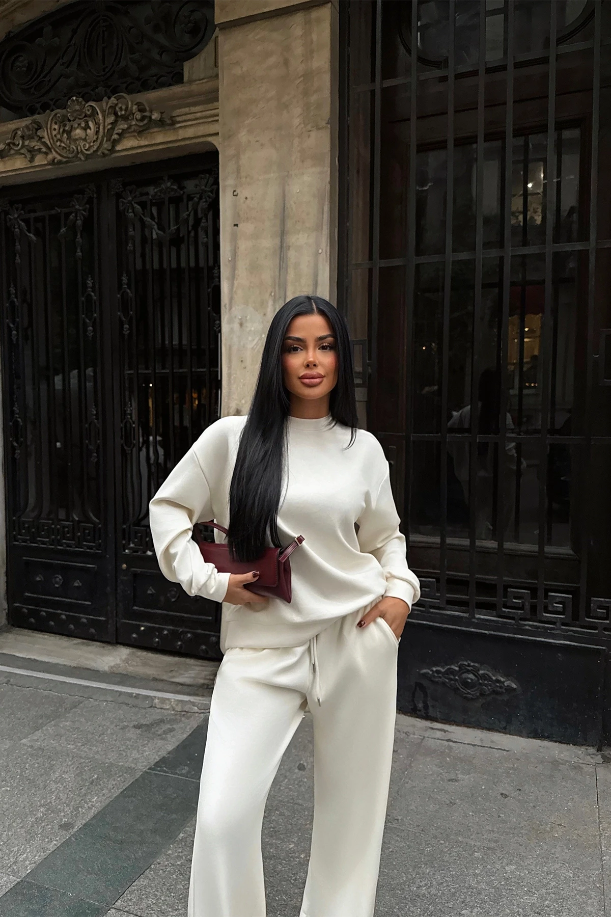 Picture of White Trouser Suit