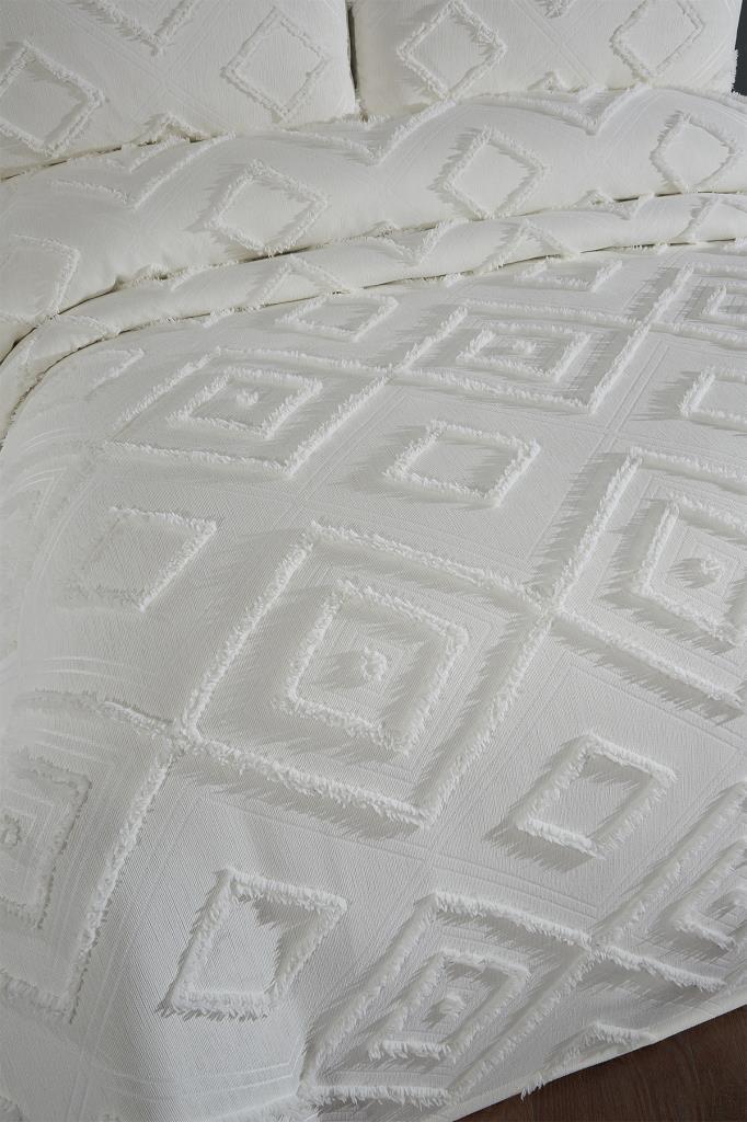 Picture of Çeyiz Diyarı Samira 3 Parça Çift Kişilik Pike Takımı Krem