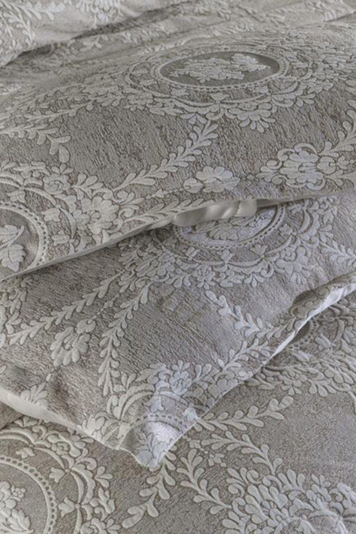 Picture of Çeyiz Diyarı Nisa Tek Kişilik Jakarlı Yatak Örtüsü Cappucino