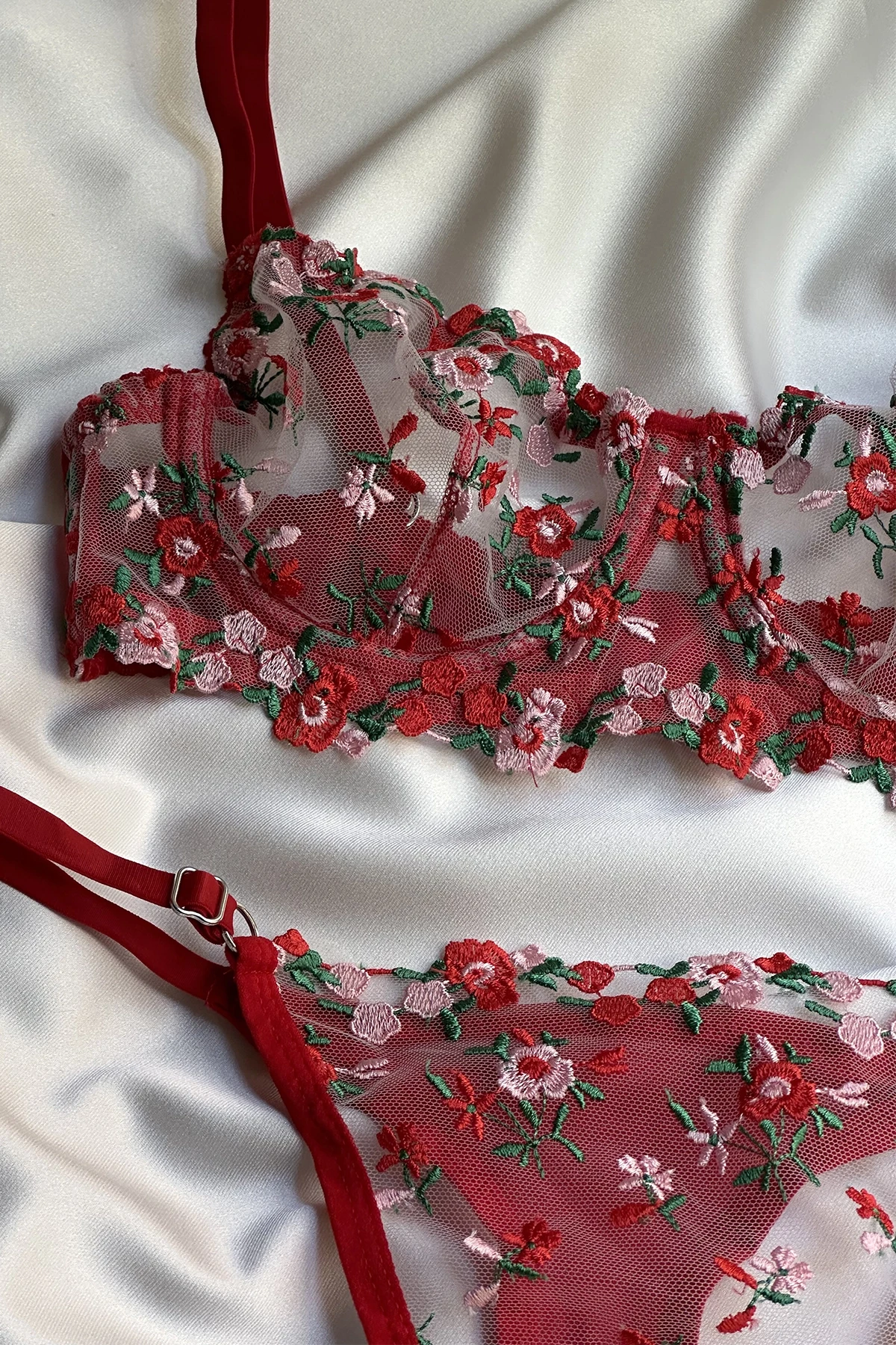 Picture of Red Floral Detailed Underwear