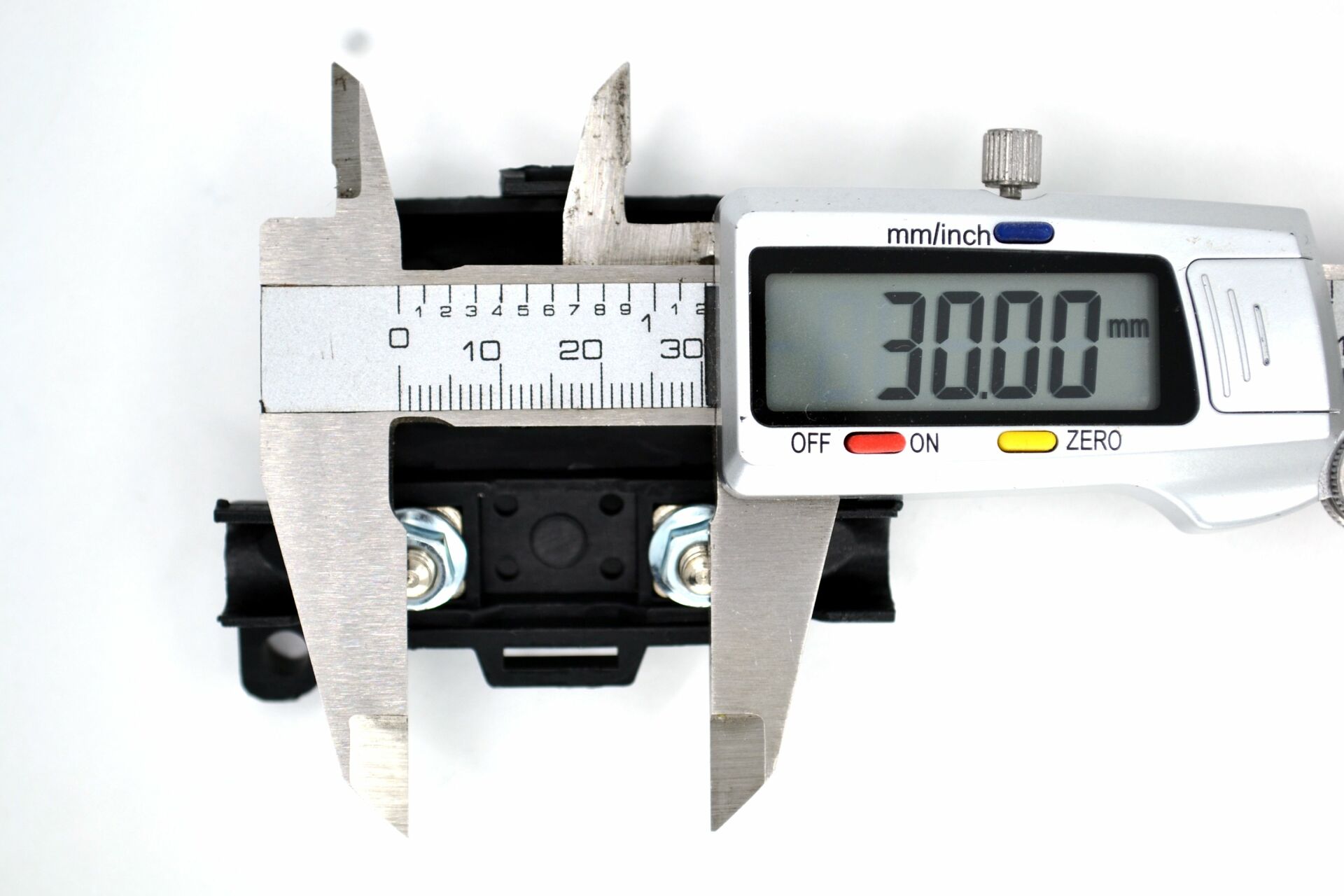 Picture of Midival Ve Levha Sigortalar İçin Sigorta Kutusu Yuvası