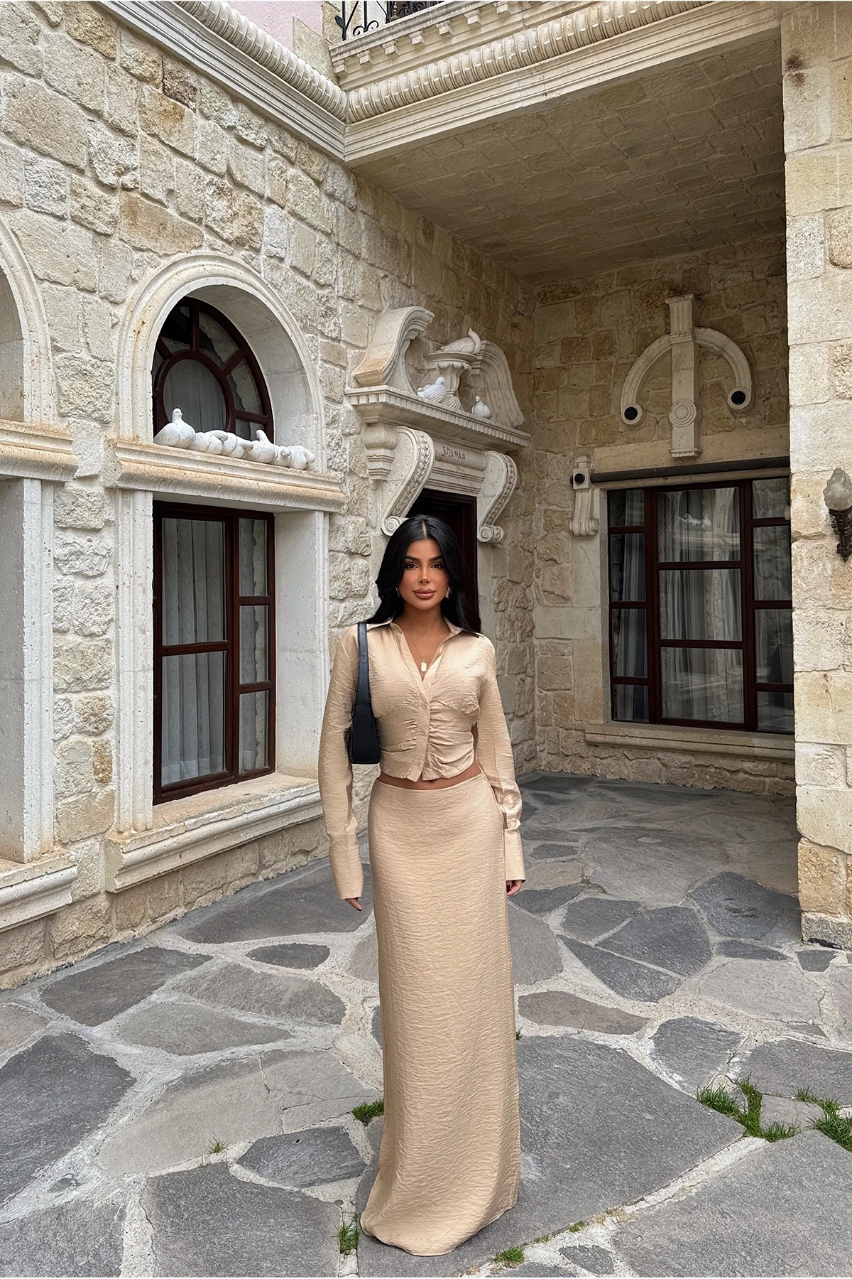 Picture of Beige Skirt Suit