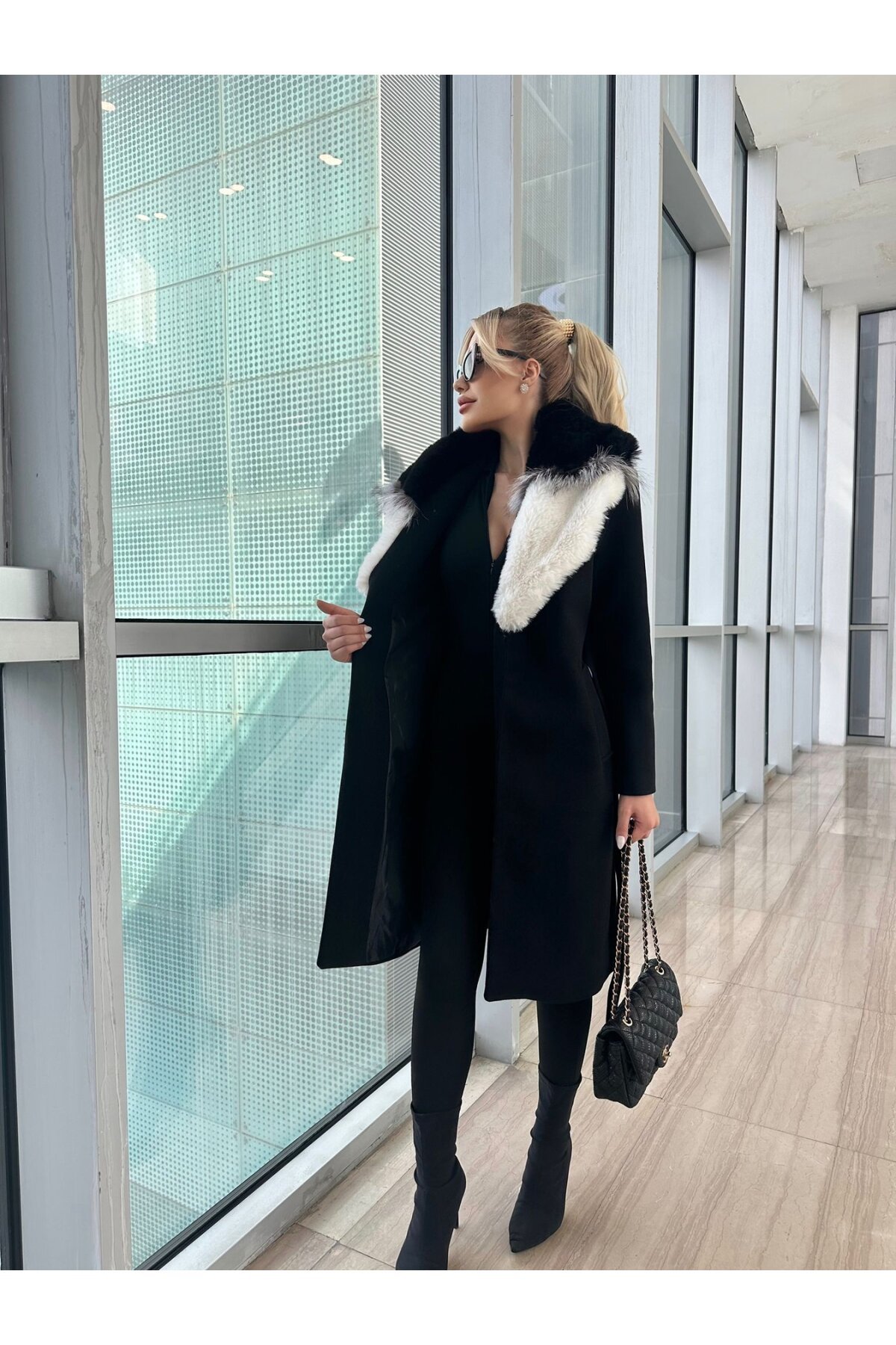 Picture of KÜRK DETAYLI KABAN