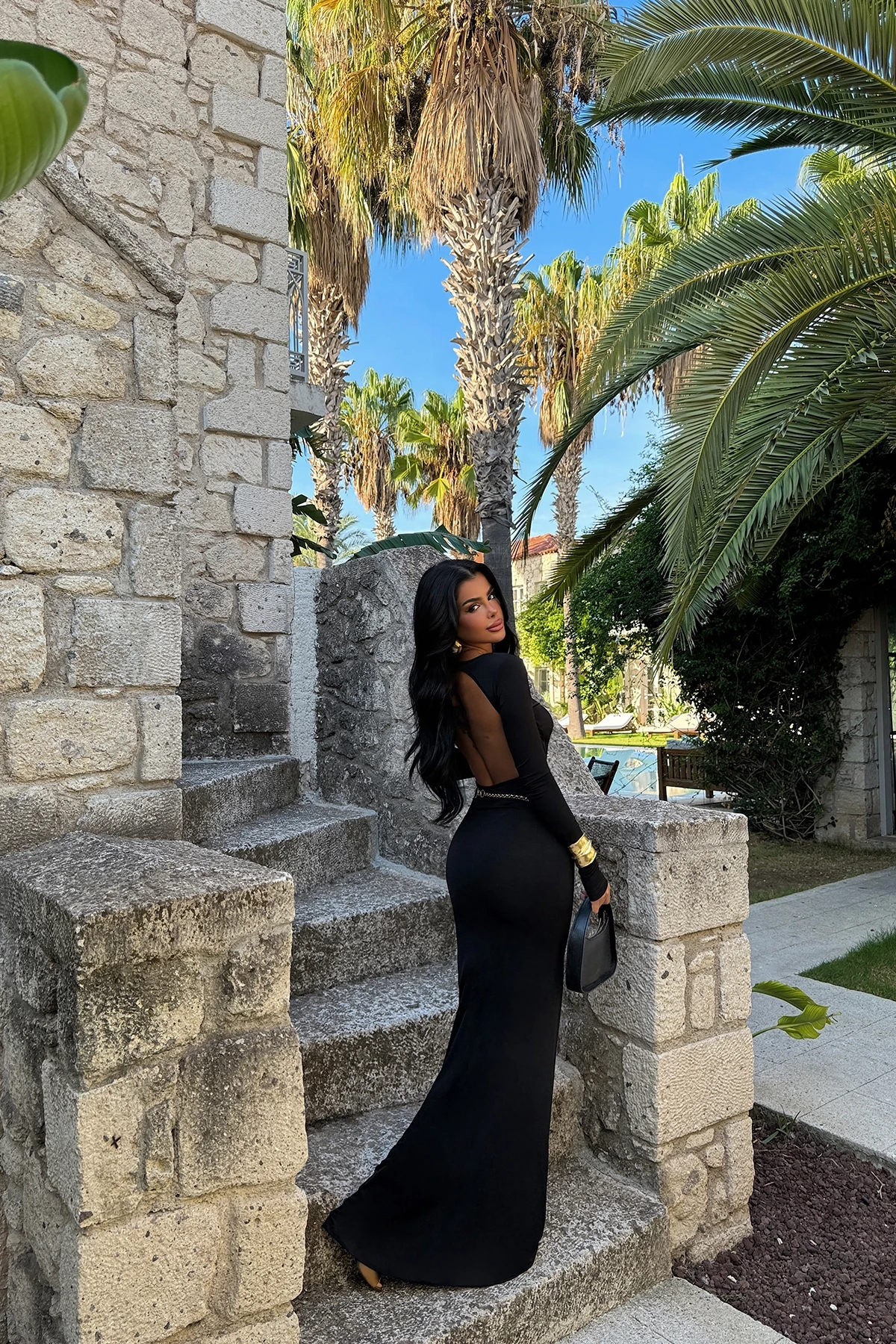 Picture of Black Long Sleeve Basic Dress