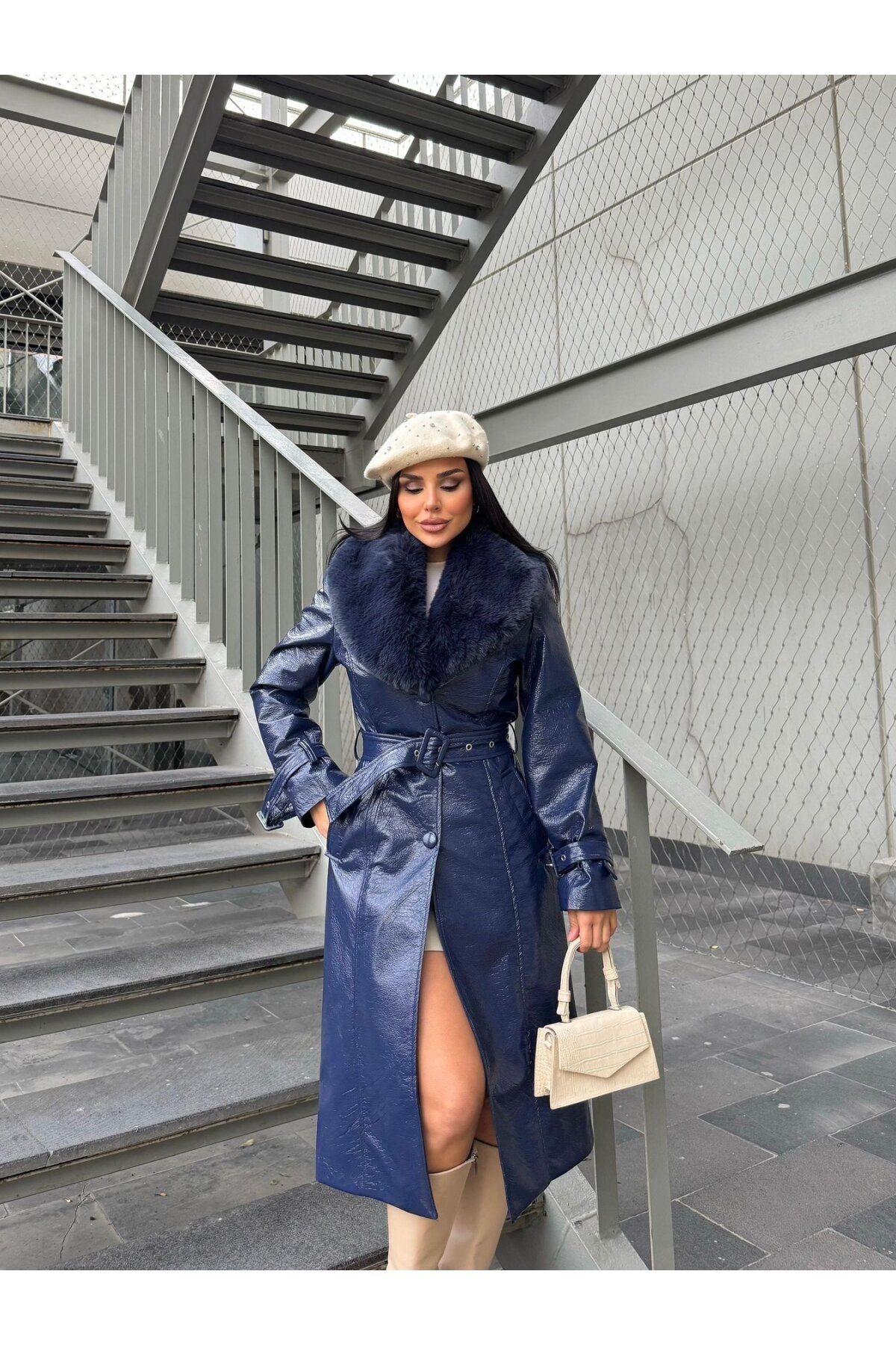 Picture of Kürk Detaylı Suni Deri Kaban