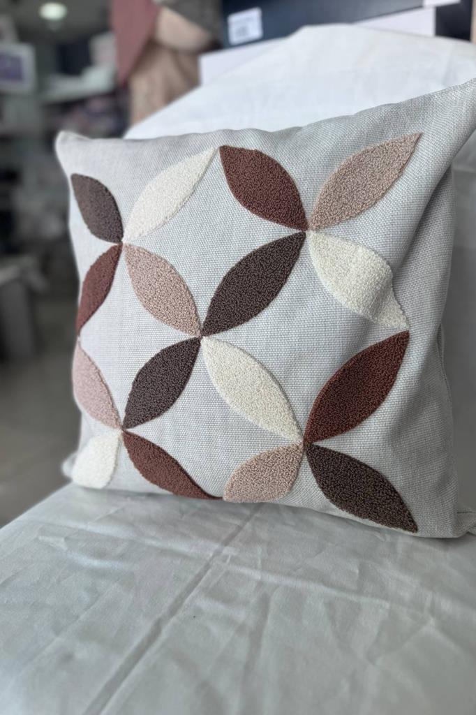 Picture of Ayla 2li Punch Nakışlı Kırlent Kılıfı 45x45 Cm