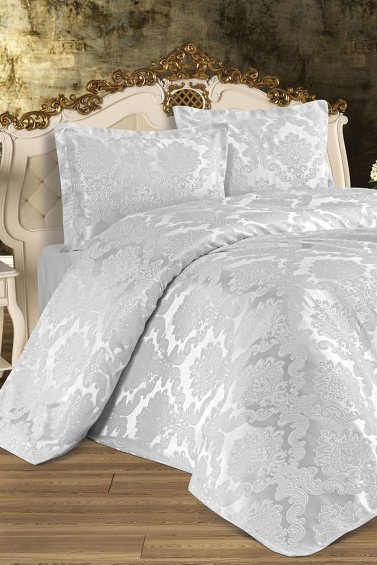 Picture of Busem Jakarlı Şönil Yatak Örtüsü Gri